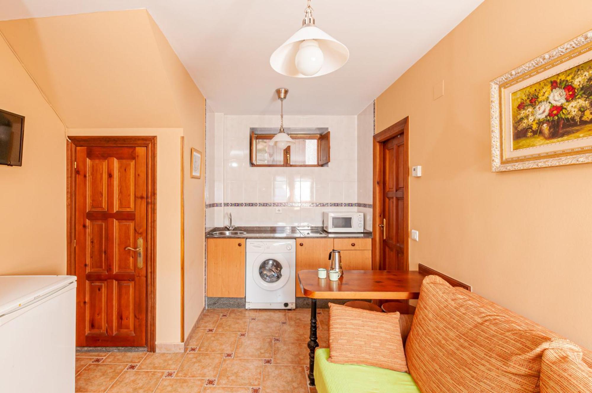 Apartamentos La Regoria 阿里纳斯·德·卡伯瑞勒斯 外观 照片