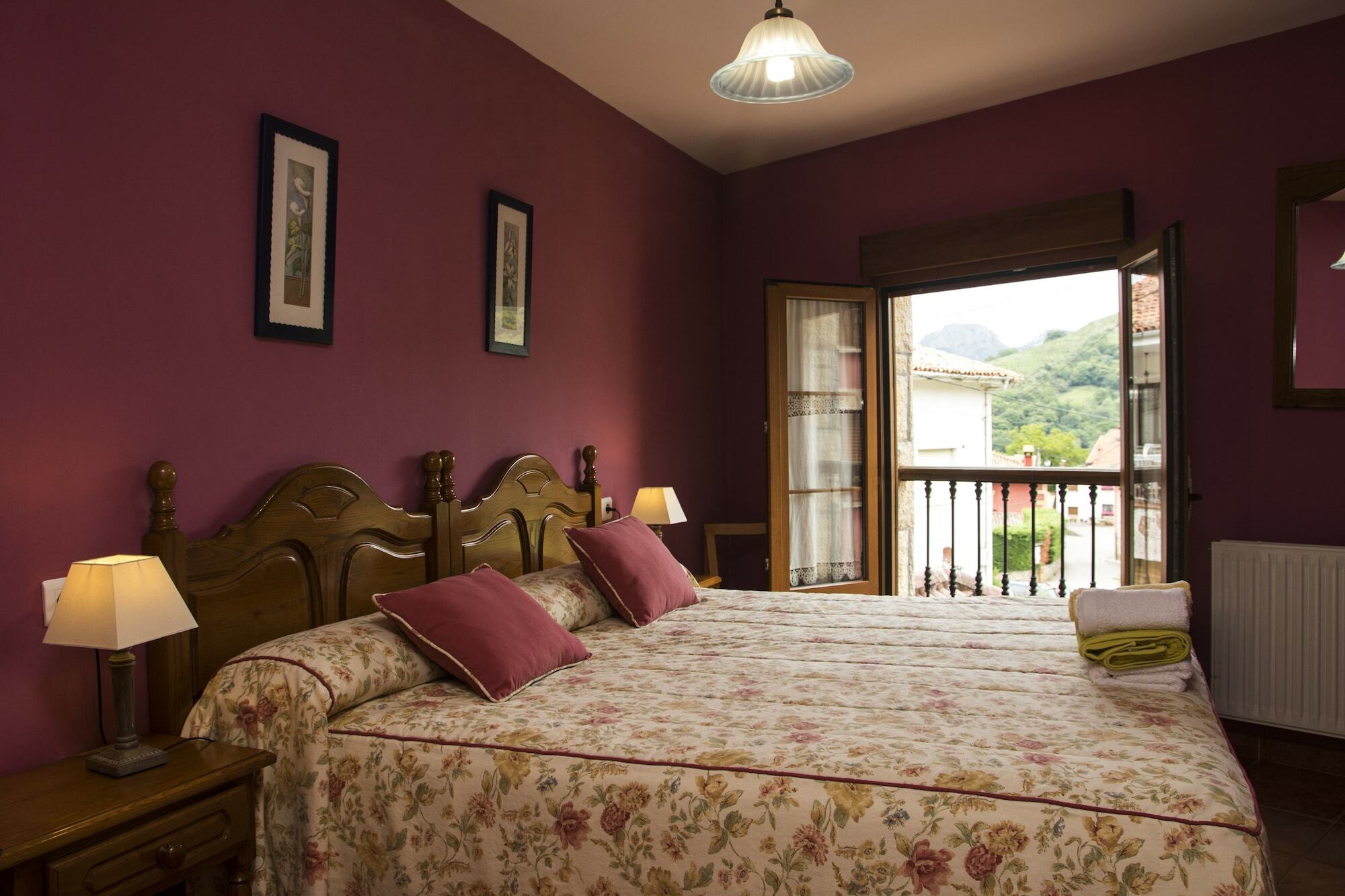 Apartamentos La Regoria 阿里纳斯·德·卡伯瑞勒斯 外观 照片